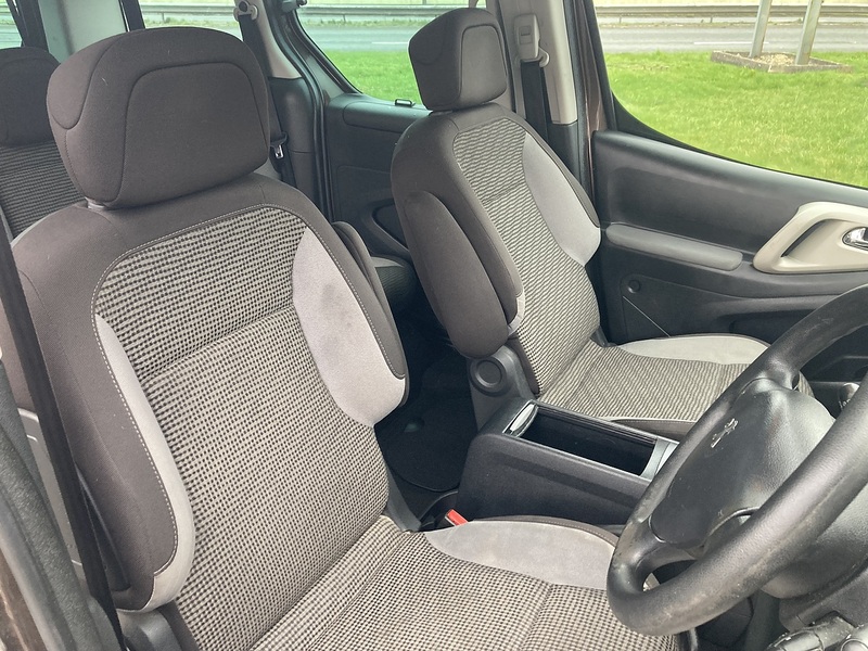 Peugeot 1.6 HDi Tepee Outdoor MPV 5dr Diesel Manual (139 g/km, 115 bhp)