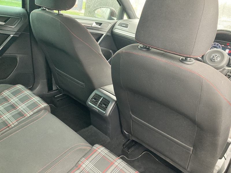 Volkswagen 2.0 TSI BlueMotion Tech GTI Hatchback 5dr Petrol DSG Euro 6 (s/s) (230 ps)