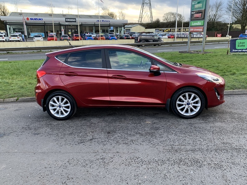 Ford 1.0T EcoBoost Titanium Hatchback 5dr Petrol Manual Euro 6 (s/s) (100 ps)