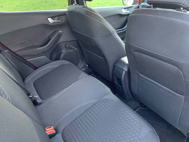 Ford 1.0T EcoBoost Titanium Hatchback 5dr Petrol Manual Euro 6 (s/s) (100 ps)