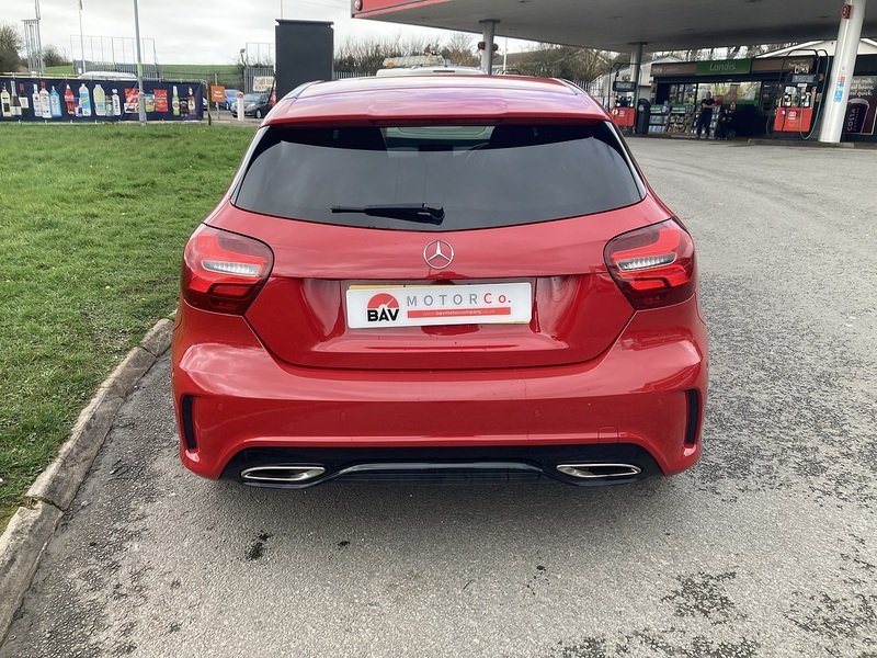 Mercedes-Benz 2.1 A200d AMG Line (Premium) Hatchback 5dr Diesel 7G-DCT Euro 6 (s/s) (136 ps)