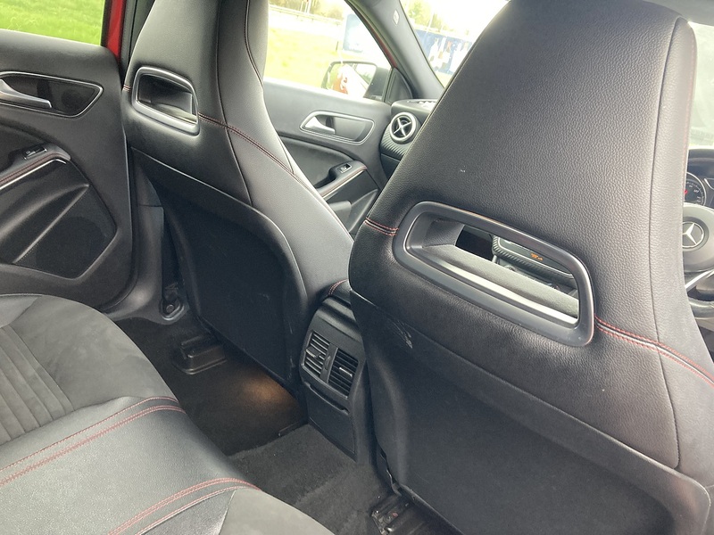 Mercedes-Benz 2.1 A200d AMG Line (Premium) Hatchback 5dr Diesel 7G-DCT Euro 6 (s/s) (136 ps)