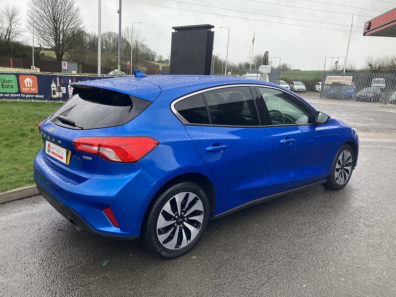 Ford 1.0T EcoBoost Zetec Hatchback 5dr Petrol Manual Euro 6 (s/s) (100 ps)