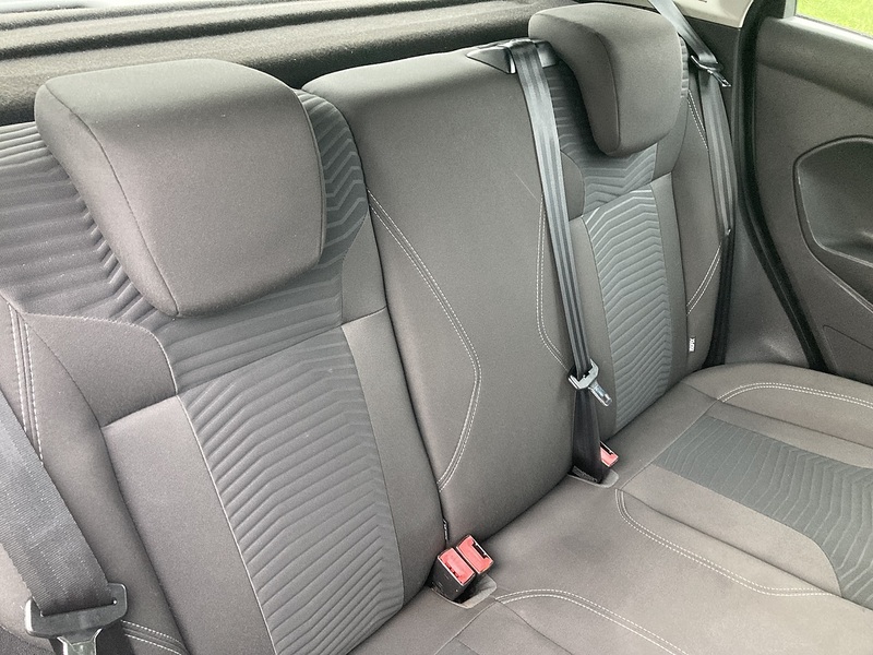 Ford 1.25 Zetec Hatchback 5dr Petrol Manual Euro 6 (82 ps)