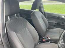 Ford 1.25 Zetec Hatchback 5dr Petrol Manual Euro 6 (82 ps)