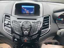 Ford 1.25 Zetec Hatchback 5dr Petrol Manual Euro 6 (82 ps)