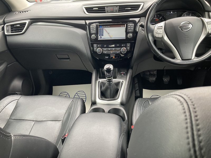 Nissan 1.5 dCi Tekna SUV 5dr Diesel Manual 2WD Euro 6 (s/s) (110 ps)