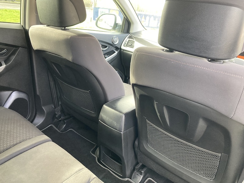 SsangYong 2.2D LE SUV 5dr Diesel Manual Euro 6 (178 ps)