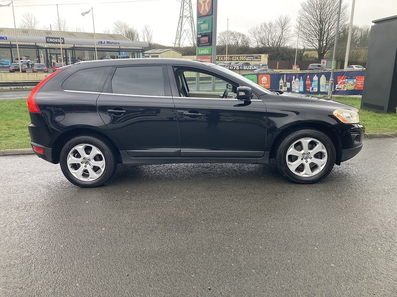 Volvo 2.4 D5 SE Lux SUV 5dr Diesel Geartronic AWD Euro 4 (205 ps)