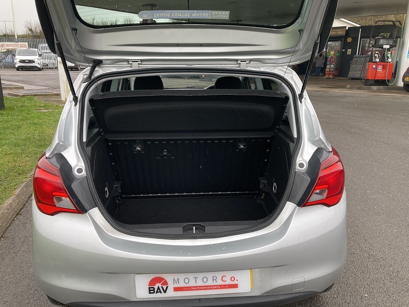 Vauxhall 1.4i ecoTEC Griffin Hatchback 5dr Petrol Manual Euro 6 (75 ps)