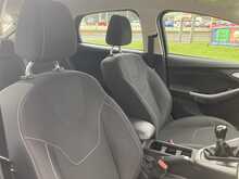 Ford 1.0T EcoBoost Zetec Hatchback 5dr Petrol Manual Euro 6 (s/s) (100 ps)