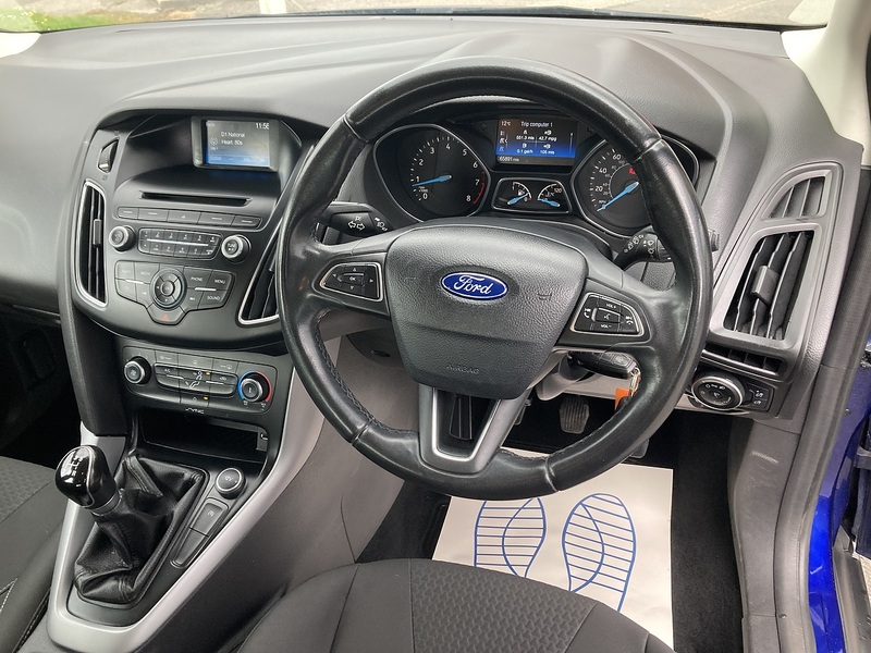 Ford 1.0T EcoBoost Zetec Hatchback 5dr Petrol Manual Euro 6 (s/s) (100 ps)