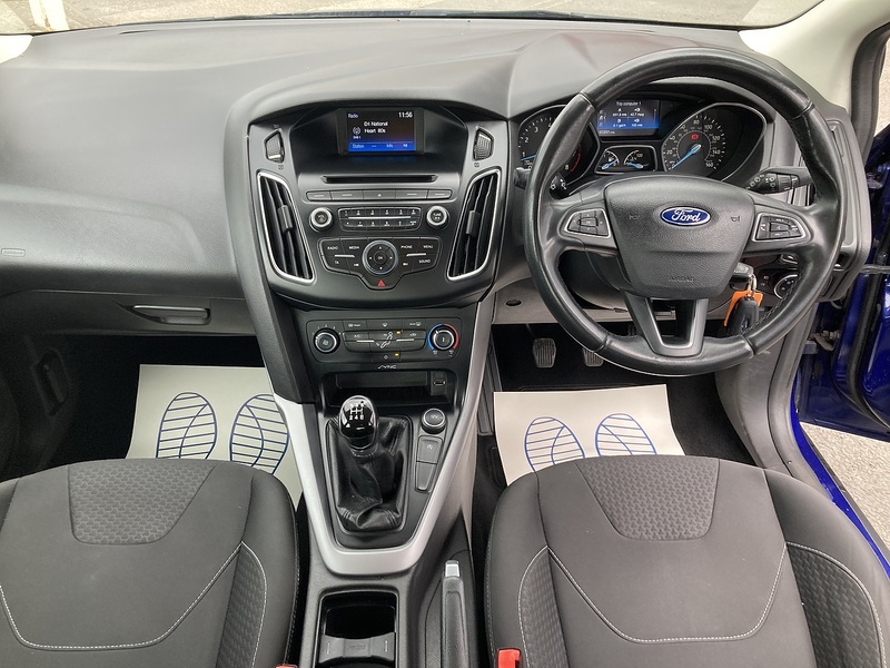 Ford 1.0T EcoBoost Zetec Hatchback 5dr Petrol Manual Euro 6 (s/s) (100 ps)