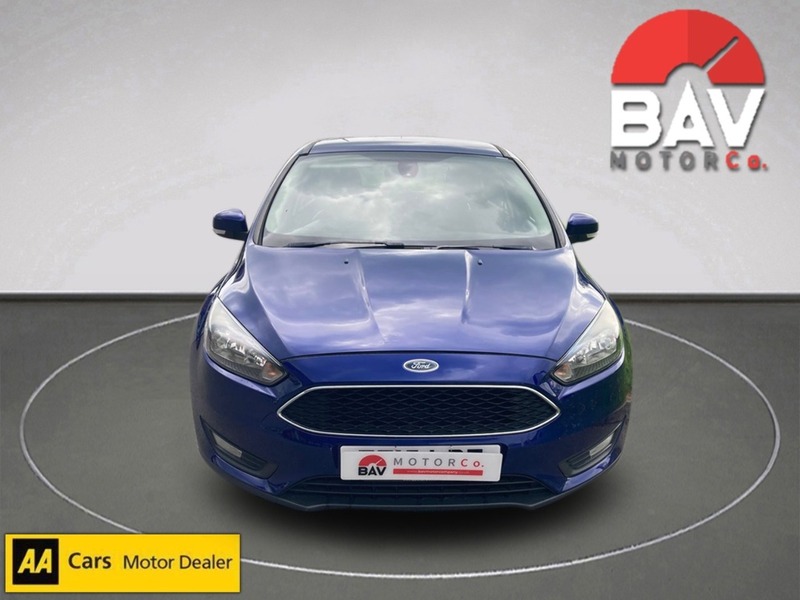 Ford 1.0T EcoBoost Zetec Hatchback 5dr Petrol Manual Euro 6 (s/s) (100 ps)