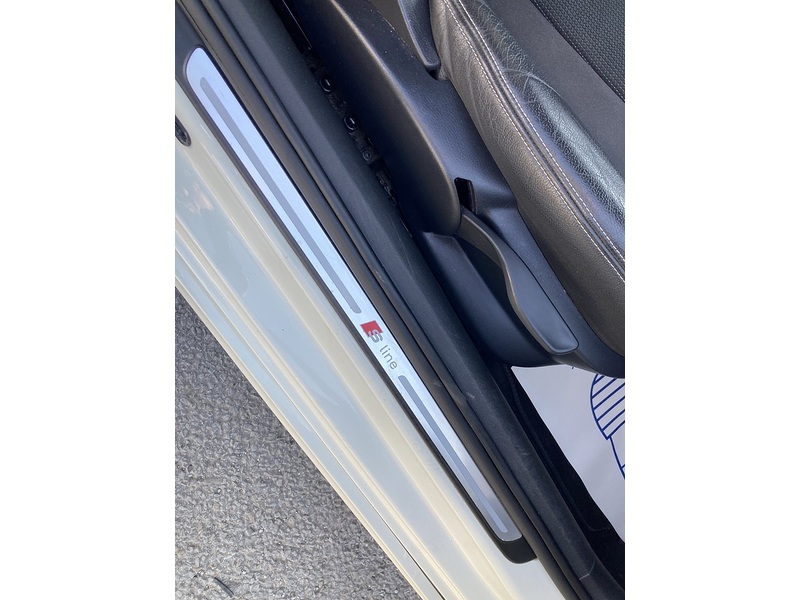 Audi 1.6 TDI S line Hatchback 3dr Diesel Manual Euro 5 (s/s) (105 ps)