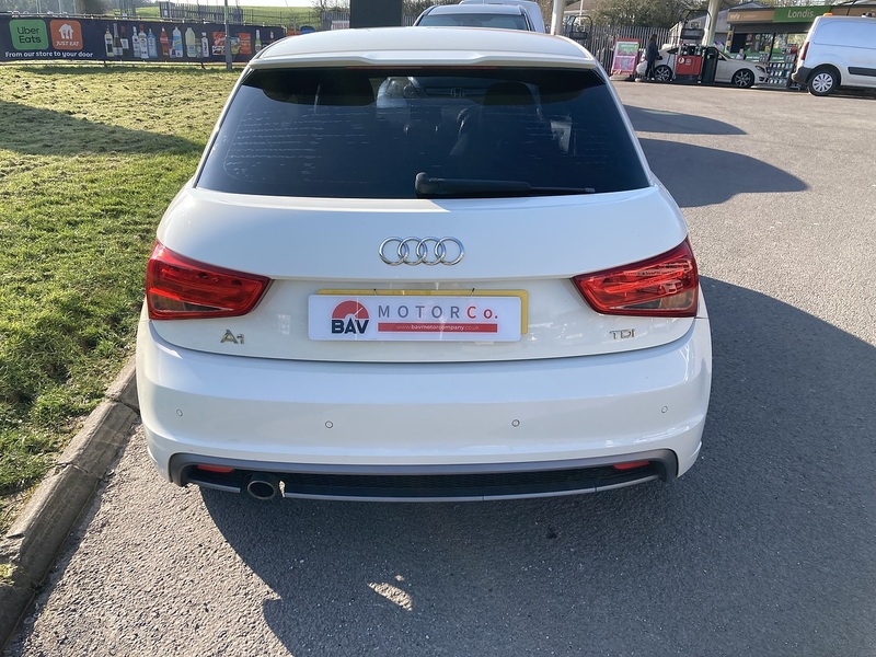 Audi 1.6 TDI S line Hatchback 3dr Diesel Manual Euro 5 (s/s) (105 ps)