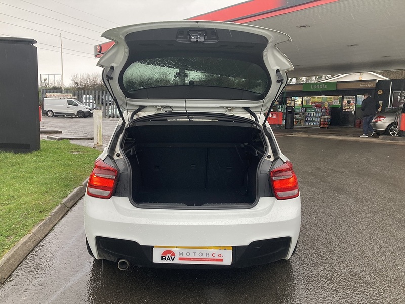 BMW 2.0 120d Sport Hatchback 5dr Diesel Manual Euro 5 (s/s) (184 ps)