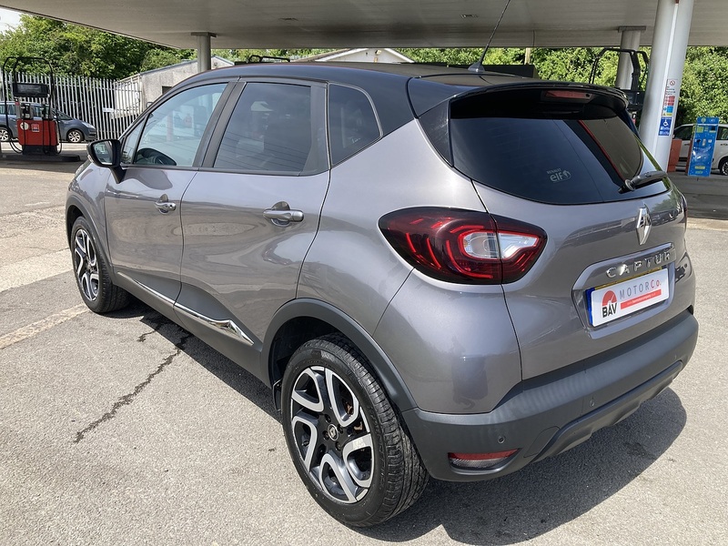 Renault 0.9 TCe ENERGY Iconic SUV 5dr Petrol Manual Euro 6 (s/s) (90 ps)