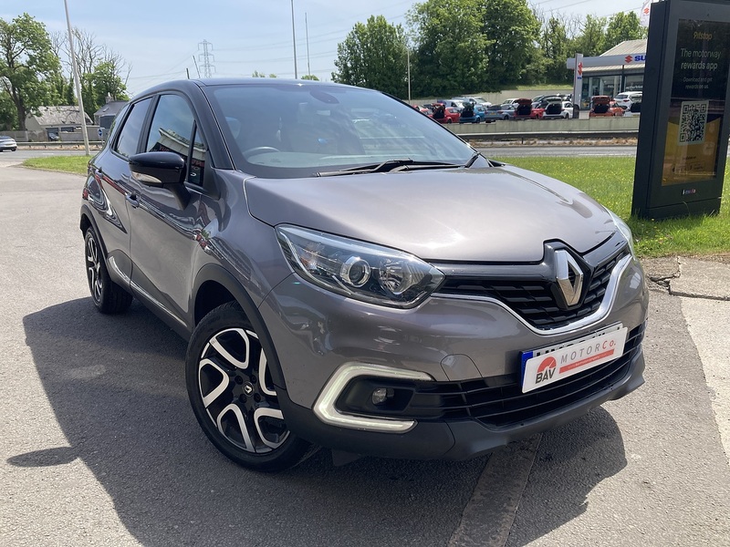 Renault 0.9 TCe ENERGY Iconic SUV 5dr Petrol Manual Euro 6 (s/s) (90 ps)
