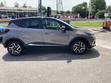Renault 0.9 TCe ENERGY Iconic SUV 5dr Petrol Manual Euro 6 (s/s) (90 ps)