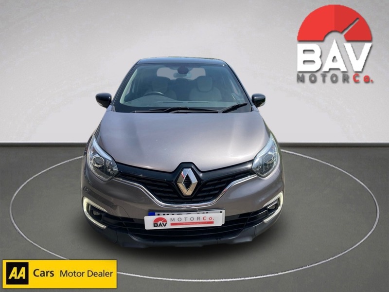Renault 0.9 TCe ENERGY Iconic SUV 5dr Petrol Manual Euro 6 (s/s) (90 ps)