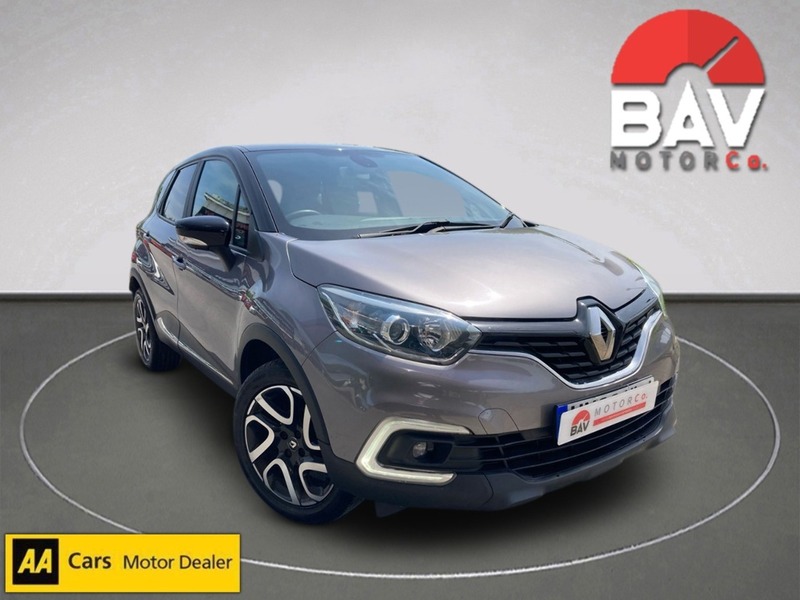 Renault 0.9 TCe ENERGY Iconic SUV 5dr Petrol Manual Euro 6 (s/s) (90 ps)