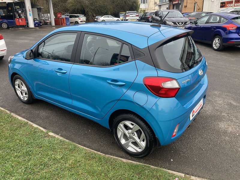 Hyundai 1.2 SE Connect Hatchback 5dr Petrol Auto Euro 6 (s/s) (84 ps)