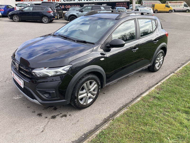 Dacia 1.0 TCe Essential Hatchback 5dr Petrol Manual Euro 6 (s/s) (90 ps)