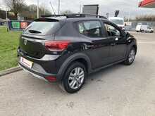 Dacia 1.0 TCe Essential Hatchback 5dr Petrol Manual Euro 6 (s/s) (90 ps)