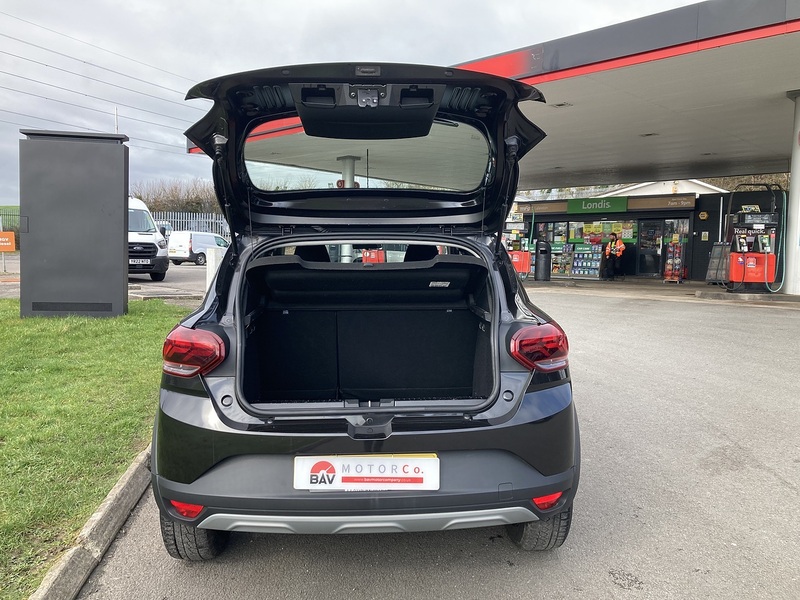 Dacia 1.0 TCe Essential Hatchback 5dr Petrol Manual Euro 6 (s/s) (90 ps)