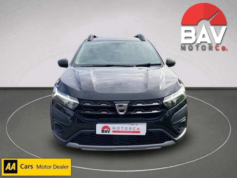 Dacia 1.0 TCe Essential Hatchback 5dr Petrol Manual Euro 6 (s/s) (90 ps)