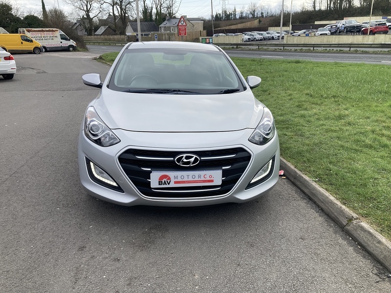 Hyundai 1.6 CRDi Blue Drive SE Hatchback 5dr Diesel Manual Euro 6 (s/s) (110 ps)