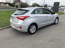 Hyundai 1.6 CRDi Blue Drive SE Hatchback 5dr Diesel Manual Euro 6 (s/s) (110 ps)