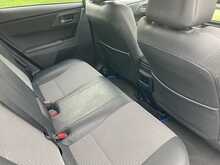 Toyota 1.8 VVT-h Excel Hatchback 5dr Petrol Hybrid CVT Euro 6 (s/s) (Safety Sense) (136 ps)