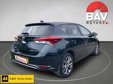 Toyota 1.8 VVT-h Excel Hatchback 5dr Petrol Hybrid CVT Euro 6 (s/s) (Safety Sense) (136 ps)