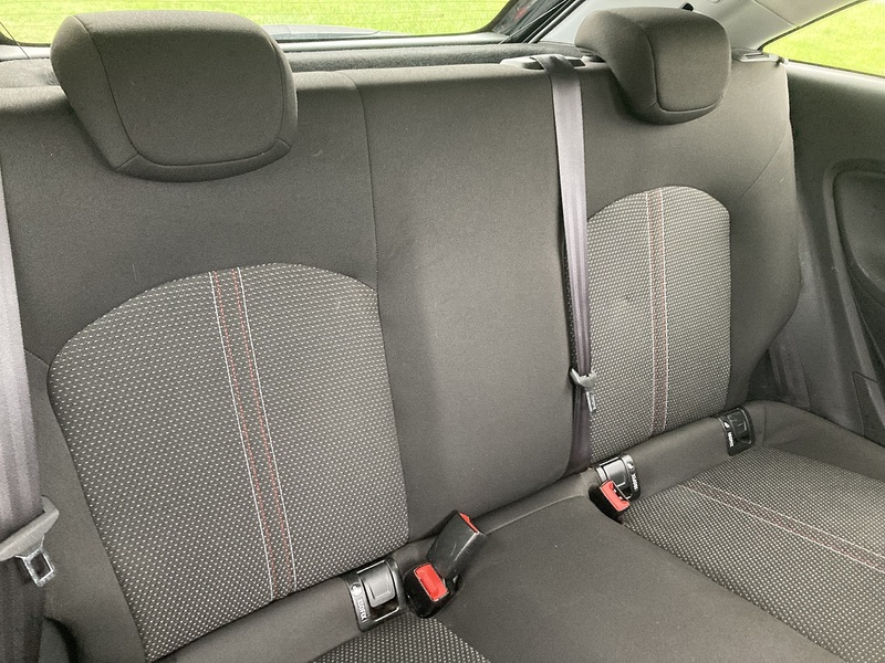 Vauxhall 1.4i ecoFLEX Limited Edition Hatchback 3dr Petrol Manual Euro 6 (75 ps)