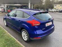 Ford 1.0T EcoBoost Titanium Hatchback 5dr Petrol Manual Euro 6 (s/s) (125 ps)