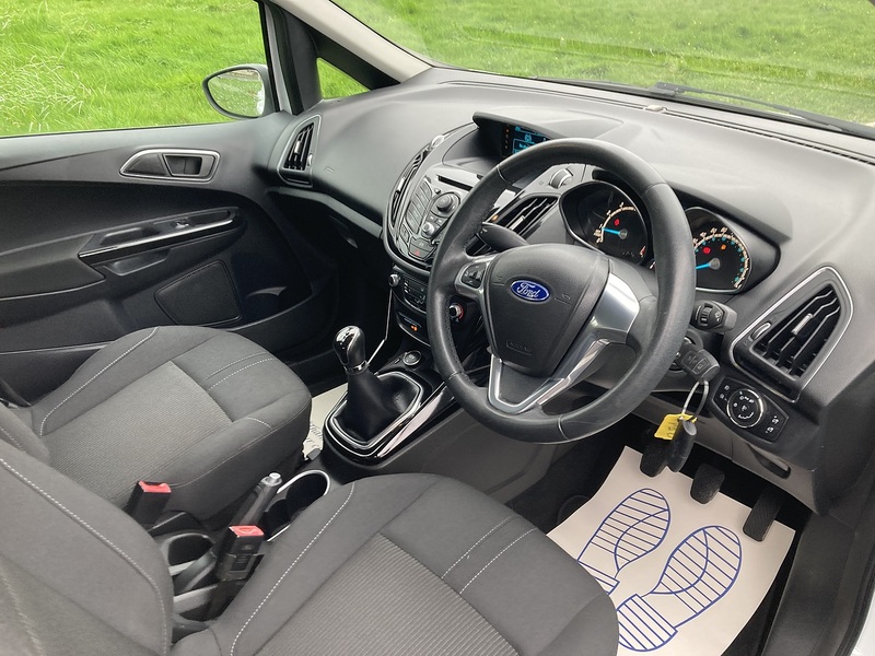 Ford 1.0T EcoBoost Zetec MPV 5dr Petrol Manual Euro 5 (s/s) (125 ps)