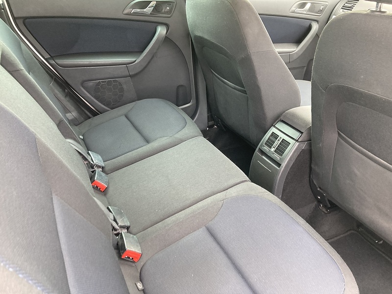 Skoda 2.0 TDI SE SUV 5dr Diesel Manual 4WD Euro 5 (110 ps)