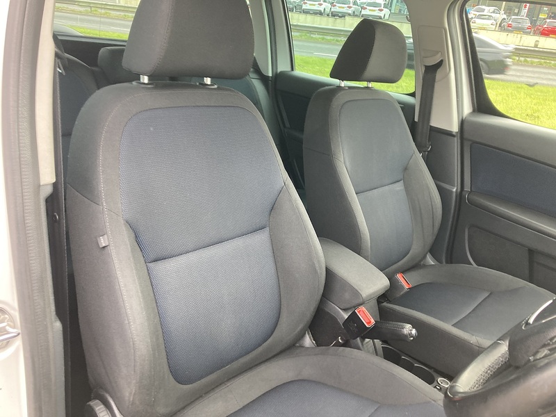 Skoda 2.0 TDI SE SUV 5dr Diesel Manual 4WD Euro 5 (110 ps)