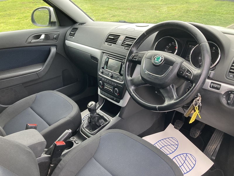 Skoda 2.0 TDI SE SUV 5dr Diesel Manual 4WD Euro 5 (110 ps)