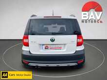 Skoda 2.0 TDI SE SUV 5dr Diesel Manual 4WD Euro 5 (110 ps)