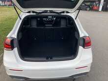 Mercedes-Benz 1.3 A180 AMG Line Hatchback 5dr Petrol Manual Euro 6 (s/s) (136 ps)