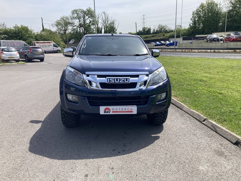 Isuzu 2.5 TD Yukon Pickup 4dr Diesel Manual 4x4 (192 g/km, 161 bhp)