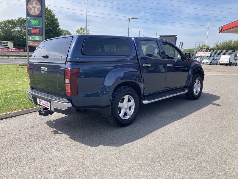 Isuzu 2.5 TD Yukon Pickup 4dr Diesel Manual 4x4 (192 g/km, 161 bhp)