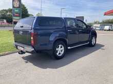 Isuzu 2.5 TD Yukon Pickup 4dr Diesel Manual 4x4 (192 g/km, 161 bhp)