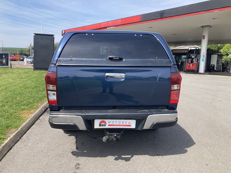 Isuzu 2.5 TD Yukon Pickup 4dr Diesel Manual 4x4 (192 g/km, 161 bhp)
