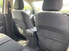 Isuzu 2.5 TD Yukon Pickup 4dr Diesel Manual 4x4 (192 g/km, 161 bhp)