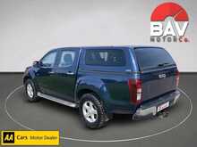 Isuzu 2.5 TD Yukon Pickup 4dr Diesel Manual 4x4 (192 g/km, 161 bhp)
