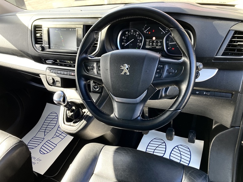 Peugeot 2.0 BlueHDi Allure Standard MPV 5dr Diesel Manual MWB Euro 6 (s/s) (SNav) (150 ps)